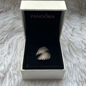 Pandora Ring